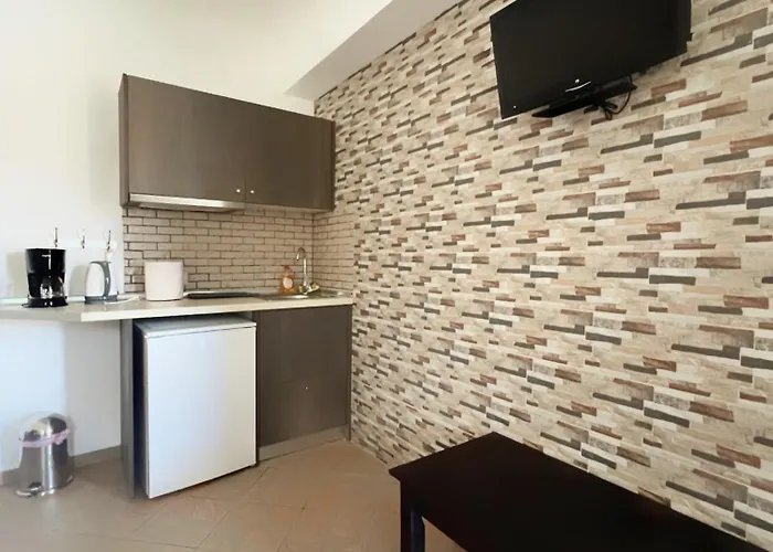 Ξενοδοχείο με διαμερίσματα Rainbow *